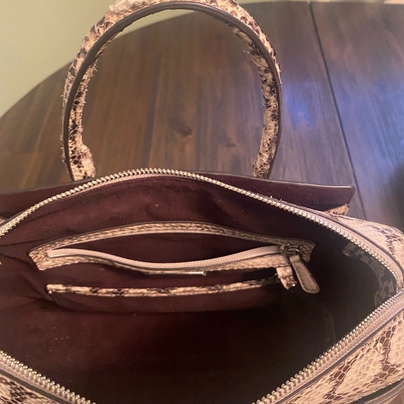 Michael Kors medium snakeskin Tote - Picture 5 of 5